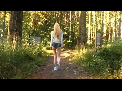 ❤️ Beautiful woman moves slowly, not nude video Fucking video at us en-us.bsglass.ru ❌